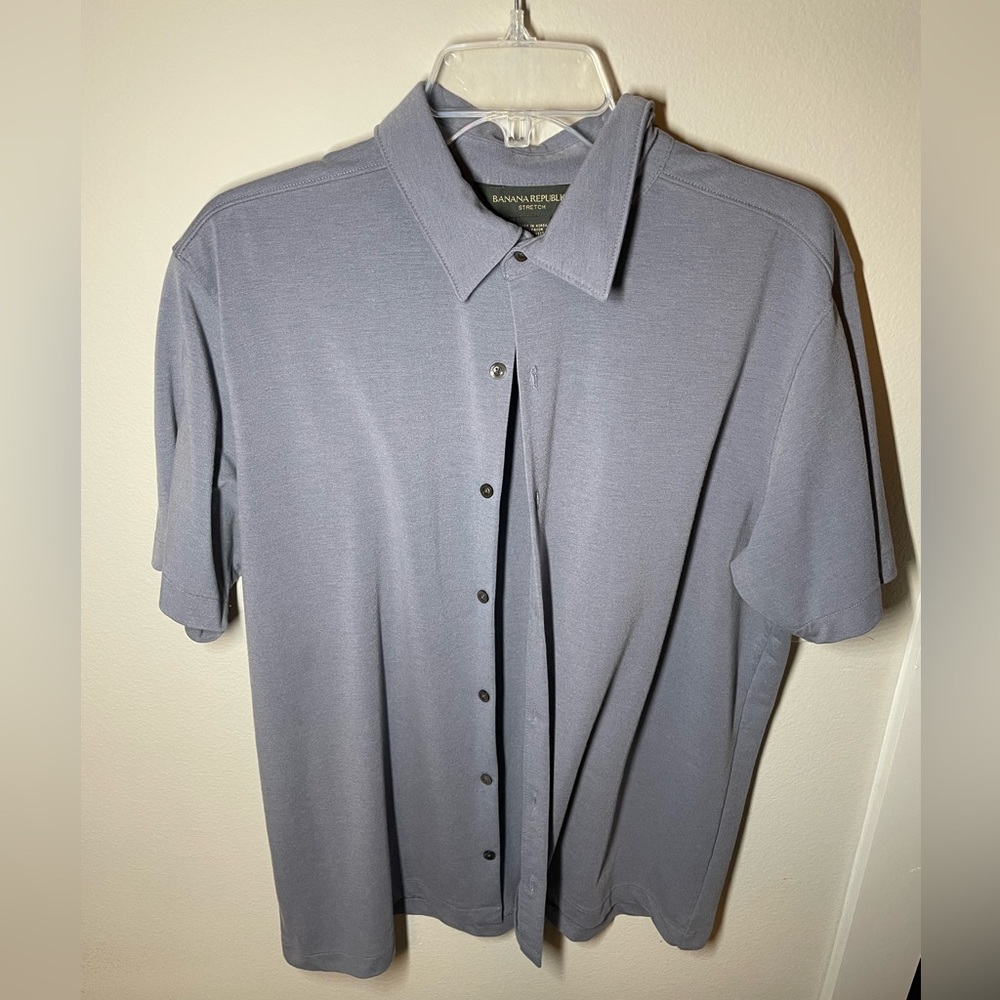 Men’s Banana Republic short-sleeve button down - L